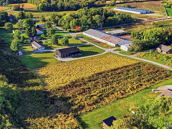 4th image of 8754 Le Pere School Rd