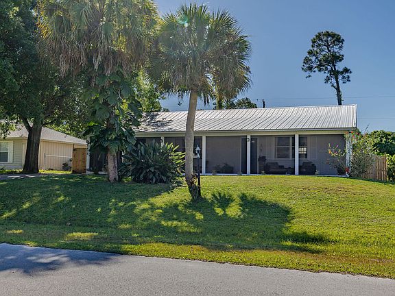 3rd image of 1415 SW 16th Ct Court SW