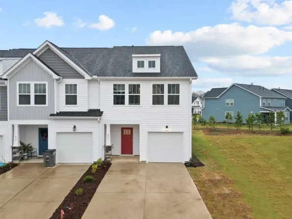 439 Hazelcote Rd, Greenville, SC 29617