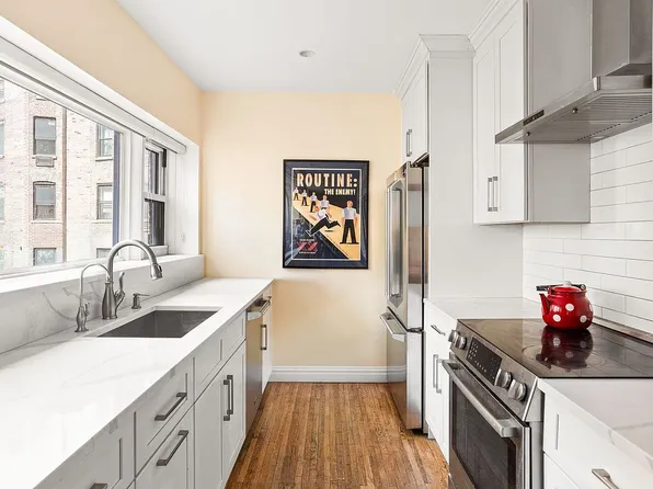 161 E 90th St APT 5C, New York, NY 10128