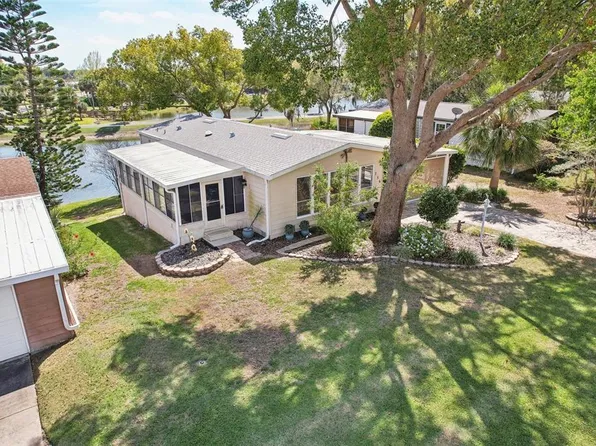 756 Heathrow Ave, Lady Lake, FL 32159