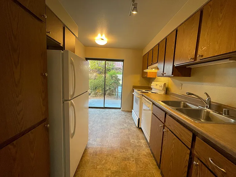 1755 W Sunn Fjord Ln — Photo 7
