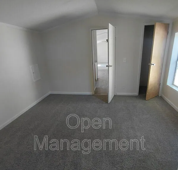 301 Mantle Ave #321KEV — Photo 10