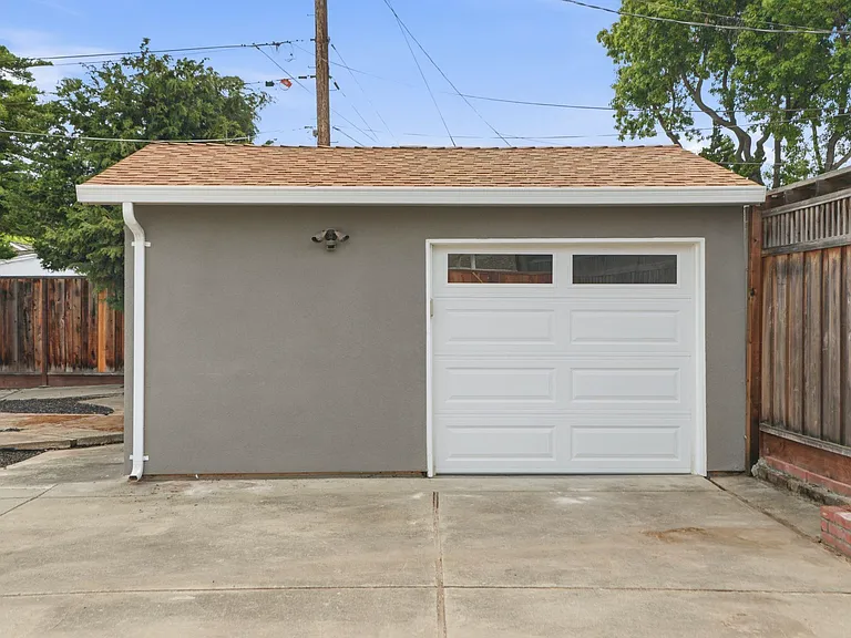 853 Sunset Dr — Photo 33