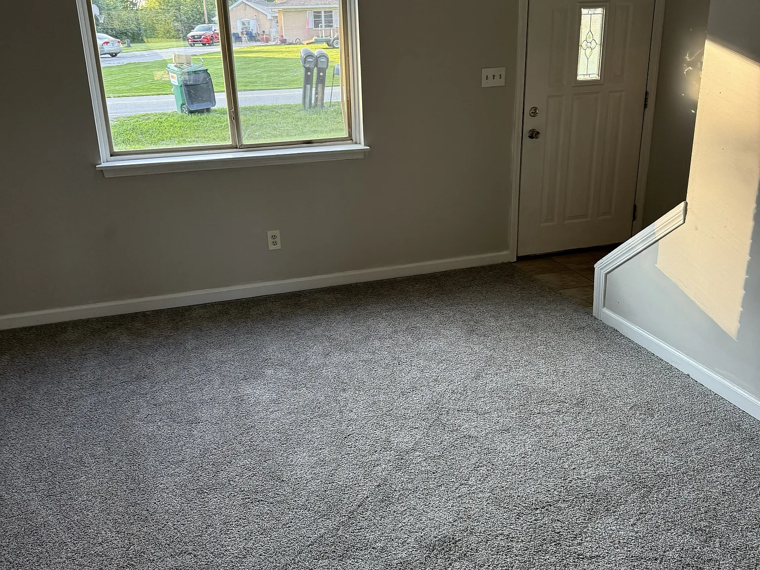 2 bed, 1.5 bath, 900 sqft, $1,350 — Photo 3