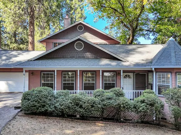220 Wiley Ln, Grass Valley, CA 95945