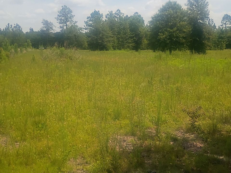 2nd image of 608 Scotland Towns Rd