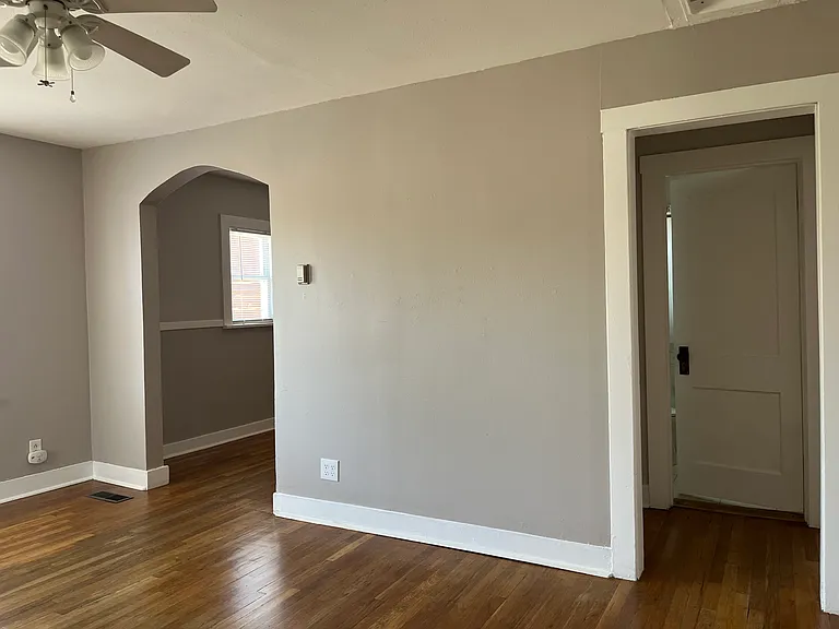 406 Princeton Dr SE — Photo 6