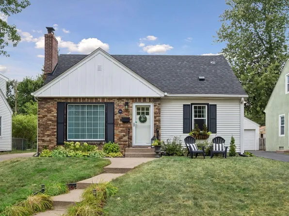 1581 Griggs St N, Saint Paul, MN 55108