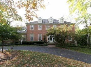 3 Marbury Ln, Barrington, IL 60010