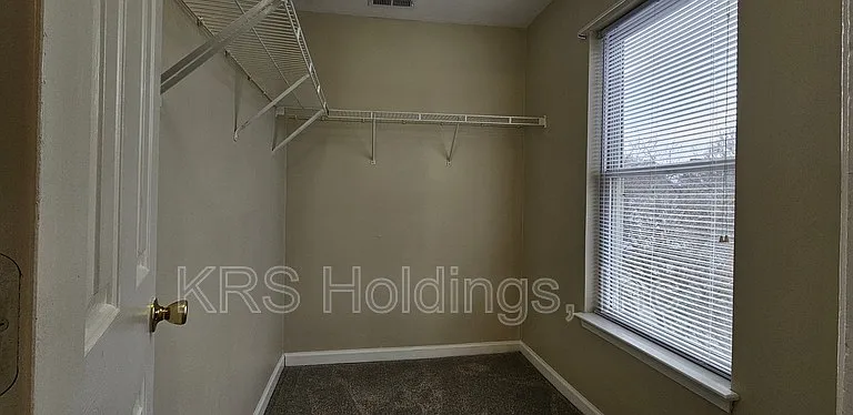 820 Maltby Cres — Photo 23