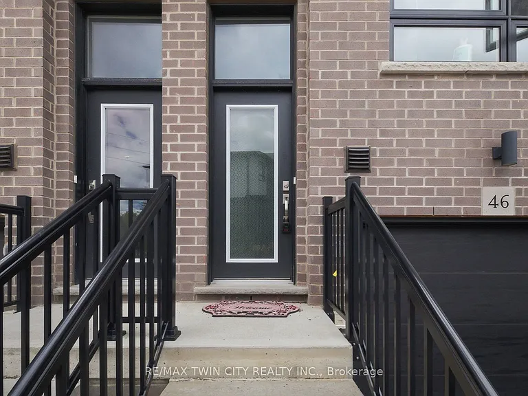 720 Grey St #46 — Photo 4