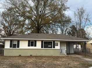 408 Angus St, Conway, AR 72032