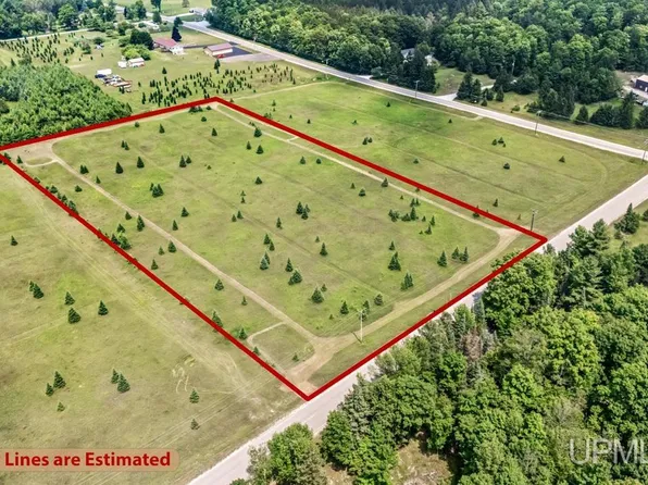 E Labelle Rd, Powers, MI 49874