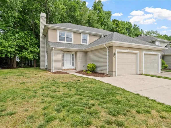 1000 Shoal Creek Trl, Chesapeake, VA 23320