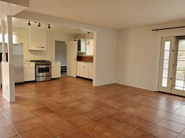 8409 Topanga Canyon Blvd, Canoga Park, CA 91304