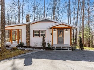 633 Kingdom Pl, Zirconia, NC 28790