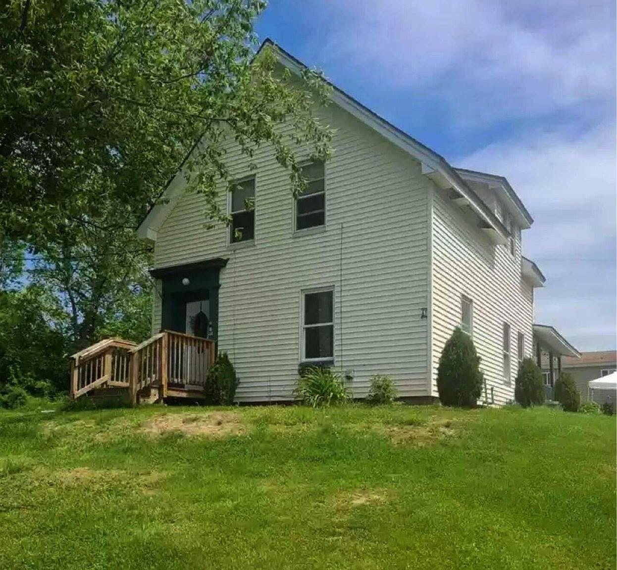 1211 N Main St, Winterport, ME 04496 Zillow