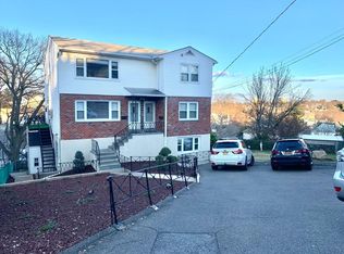 (Undisclosed Address), Yonkers, NY 10704