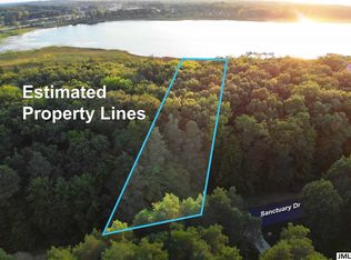 7040 Sanctuary Dr, Jackson, MI 49201