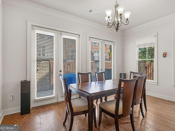 4th image of 4179 Mansion Way