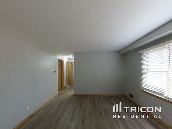 3rd image of 1771 City Heights Dr N