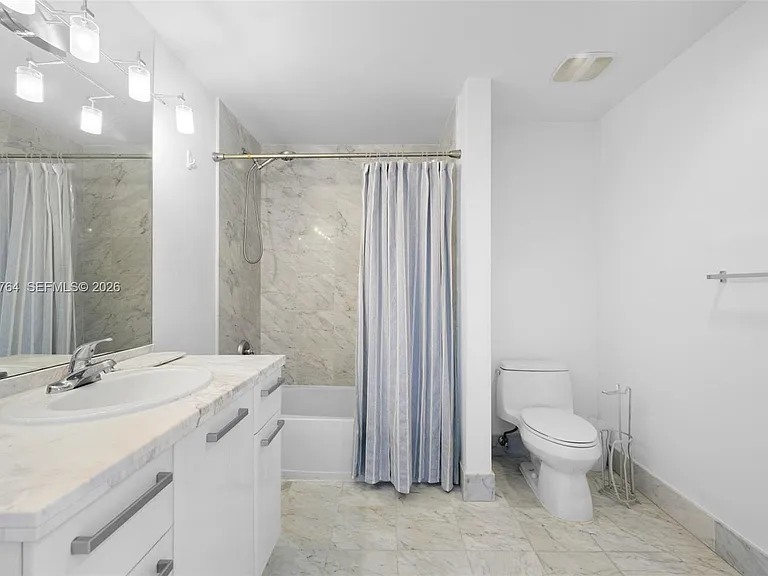 253 NE 2nd St #231 — Photo 11