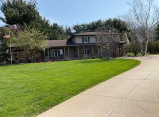 4564 S Carr Rd, Apple Creek, OH 44606