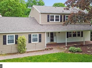 604 Easter Cir, West Chester, PA 19382