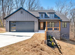 9 Alston Cir, Bella Vista, AR 72714