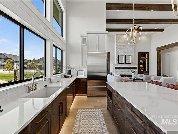 5th image of 4900 W Braveheart St