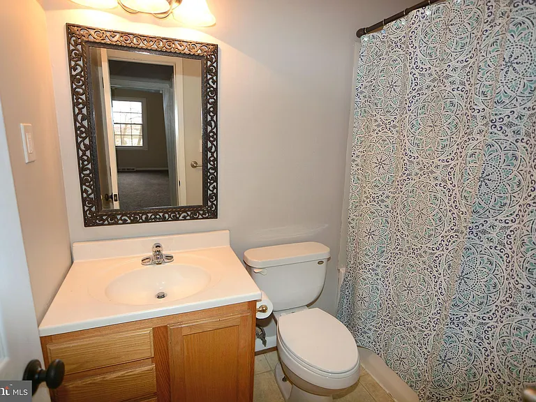 1666 Albermarle Dr — Photo 21