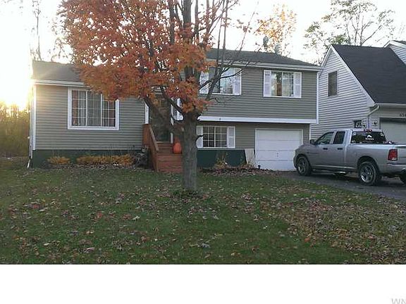 2nd image of 6338 Appaloosa Way