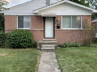 19630 Nicke St, Clinton Township, MI 48035