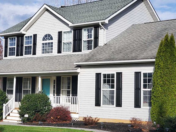 3rd image of 77 Clifford Ct