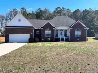 15806 Estate Dr, Athens, AL 35613