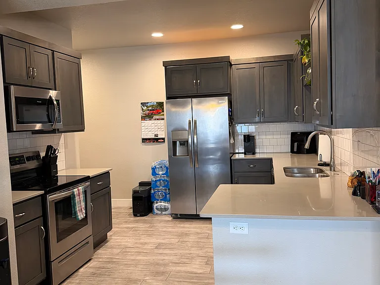 4155 Crittenton Ln #6 — Photo 5