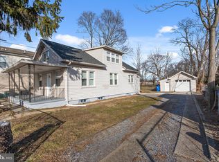 805 High St, Burlington, NJ 08016