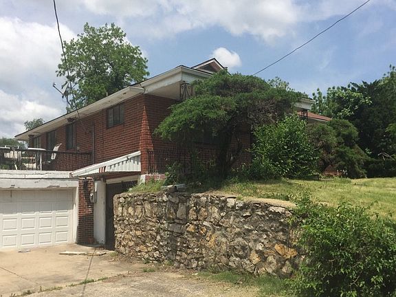3rd image of 2710 N 28th St