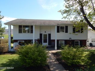 1917 Elmhurst Ave, Jersey Shore, PA 17740