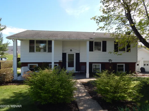 1917 Elmhurst Ave, Jersey Shore, PA 17740