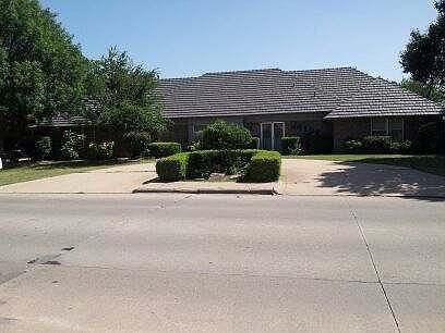 1st image of 4102 NW Meadowbrook Dr