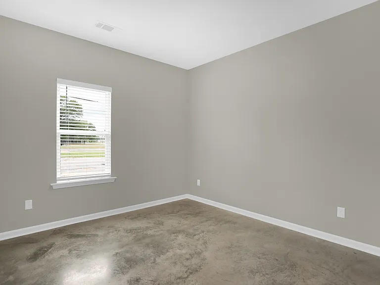 680 Boston St — Photo 20