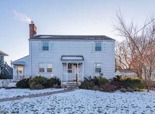 649 Godwin Ave, Midland Park, NJ 07432
