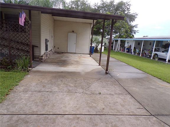 4th image of 2055 S Floral Ave