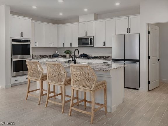 3rd image of 4233 Nopal Serrano Ave