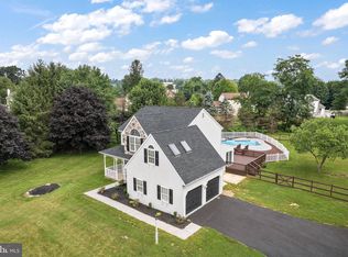 678 Glen Run Dr, Atglen, PA 19310