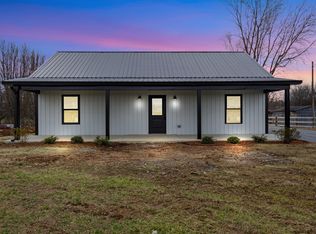 2523 Mudcat Rd, Cedar Hill, TN 37032