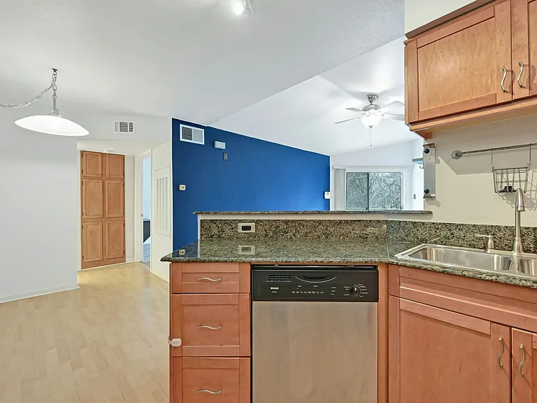 2450 Wickersham Ln #710 — Photo 9