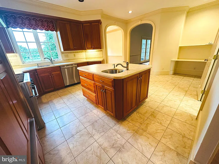 6504 Sand Trap Dr — Photo 14